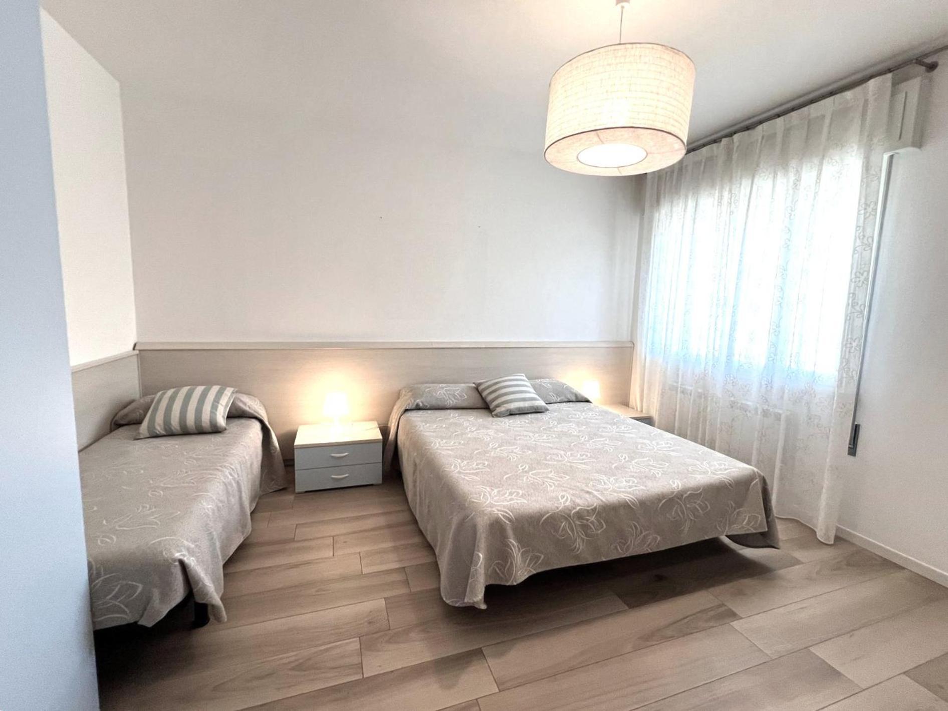 Adria Holiday Family Apartments: Beachside Comfort in Jesolo Exterior photo